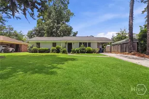 9 Drake Dr, Savannah, GA 31406 - Photo 2