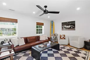 9 Drake Dr, Savannah, GA 31406 - Photo 14
