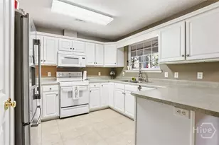306 Wild Heron Rd, Savannah, GA 31419 - Photo 6