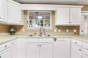 306 Wild Heron Rd, Savannah, GA 31419 - Photo 8