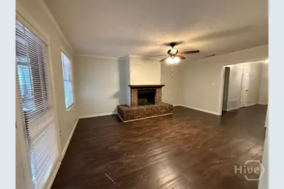 208 E 52nd Street, Savannah, GA 31405 - Photo 6