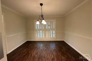 208 E 52nd St, Savannah, GA 31405 - Photo 4