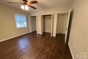 208 E 52nd St, Savannah, GA 31405 - Photo 12