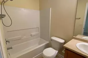 27 Rosa Ln, Savannah, GA 31419 - Photo 8