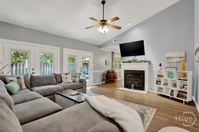 11 Norwood Court, Savannah, GA 31406 - Photo 6