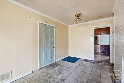 7217 Van Buren Avenue, Savannah, GA 31406 - Photo 6