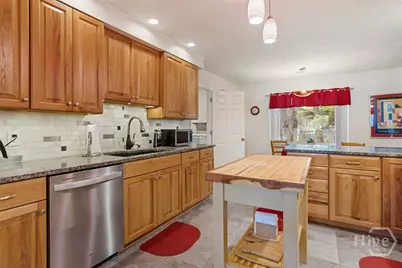 220 N Cromwell Road, Savannah, GA 31410 - Photo 12