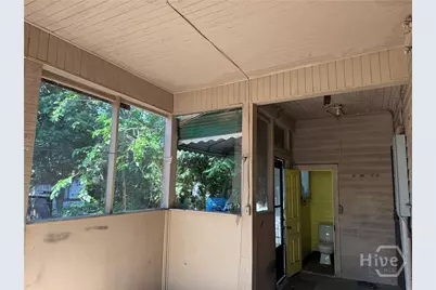 641 E 39th Street, Savannah, GA 31401 - Photo 14