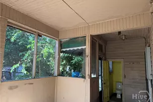 641 E 39th St, Savannah, GA 31401 - Photo 14