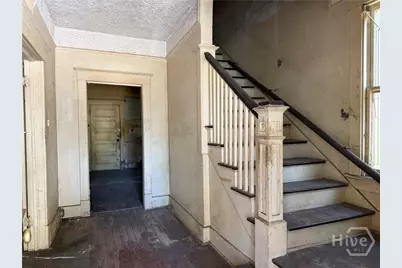 641 E 39th Street, Savannah, GA 31401 - Photo 6