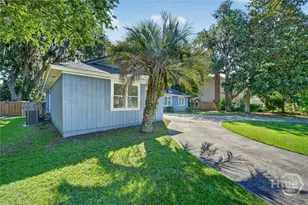 109 N Cromwell Rd, Savannah, GA 31410 - Photo 2
