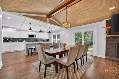 109 N Cromwell Road, Savannah, GA 31410 - Photo 2