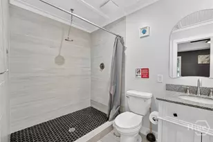 109 N Cromwell Rd, Savannah, GA 31410 - Photo 18