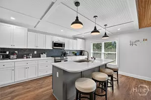 109 N Cromwell Rd, Savannah, GA 31410 - Photo 8