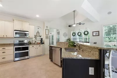 47 Chastain Circle, Richmond Hill, GA 31324 - Photo 12