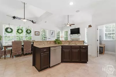 47 Chastain Circle, Richmond Hill, GA 31324 - Photo 14