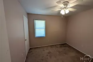 9406 Dunwoody Dr, Savannah, GA 31406 - Photo 10
