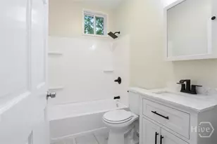 2304 E Reynolds St, Savannah, GA 31401 - Photo 12