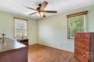 2221 E 57th St, Savannah, GA 31404 - Photo 18