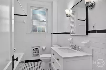 415 E 52nd Street, Savannah, GA 31405 - Photo 24