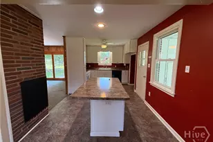 120 E Johnson St, Rincon, GA 31326 - Photo 2
