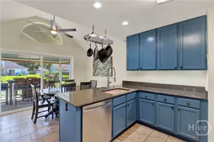 113 Druid Cir, Savannah, GA 31410 - Photo 16