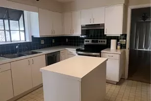 300 Hampton St, Savannah, GA 31405 - Photo 18