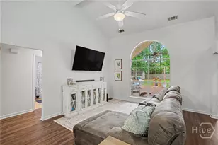 801 Oxford Dr, Richmond Hill, GA 31324 - Photo 4