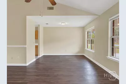 189 W Kenny Drive, Hinesville, GA 31313 - Photo 16