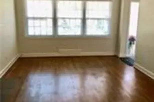 21 E 61st St, Savannah, GA 31405 - Photo 2