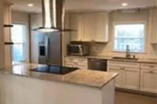 21 E 61st St, Savannah, GA 31405 - Photo 4