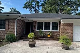 21 E 61st St, Savannah, GA 31405 - Photo 2