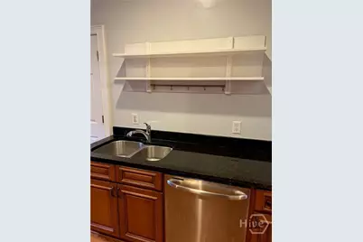555 E Harris Street, Savannah, GA 31401 - Photo 10