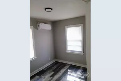 119 W 60th Street #B, Savannah, GA 31405 - Photo 8