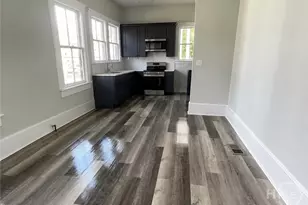 414 E 36th St, Savannah, GA 31401 - Photo 4