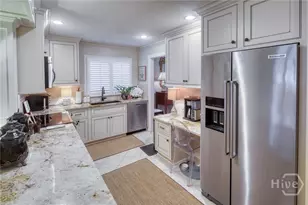 6808 Laroche Ave, Savannah, GA 31406 - Photo 10