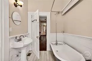 1116 Barnard St, Savannah, GA 31401 - Photo 8