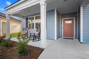 1019 Lakes Blvd, Brunswick, GA 31525 - Photo 2