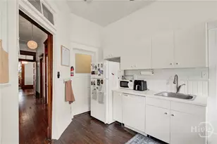 114 W Waldburg St, Savannah, GA 31401 - Photo 14