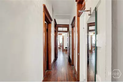 114 W Waldburg Street, Savannah, GA 31401 - Photo 24