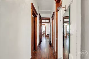 114 W Waldburg St, Savannah, GA 31401 - Photo 24
