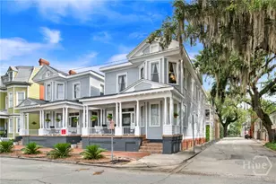 114 W Waldburg St, Savannah, GA 31401 - Photo 4