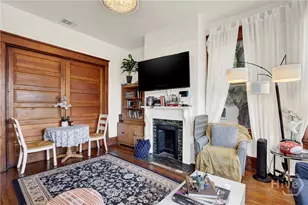 114 W Waldburg St, Savannah, GA 31401 - Photo 32