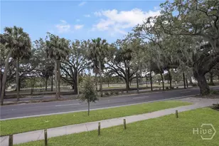 1220 E Victory Dr, Savannah, GA 31404 - Photo 2