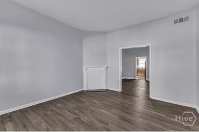 444 Price Street, Savannah, GA 31401 - Photo 8