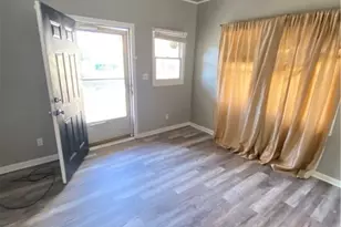 2602 Jefferson St, Savannah, GA 31401 - Photo 2