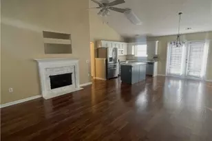 283 Lancaster Wy, Richmond Hill, GA 31324 - Photo 2