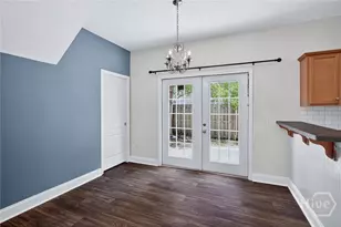 255 Cypress Pointe Dr, Richmond Hill, GA 31324 - Photo 8