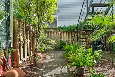 225 E Bolton Street E #A, Savannah, GA 31401 - Photo 20