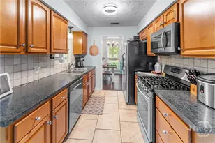 37 Dolan Dr, Savannah, GA 31406 - Photo 14